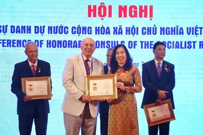 Hãy đến Việt Nam để thấy một nền kinh tế đang chuyển mình mạnh mẽ!