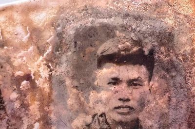 Tìm thân nhân liệt sĩ qua bức ảnh chân dung trong mộ tập thể tại Đồng Nai