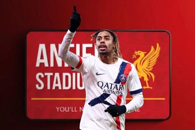 Liverpool ra giá 128 triệu bảng cho Barcola, PSG có gật đầu?