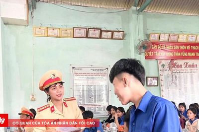 Hơn 250 thanh thiếu niên Gia Lai được tuyên truyền an toàn giao thông dịp hè
