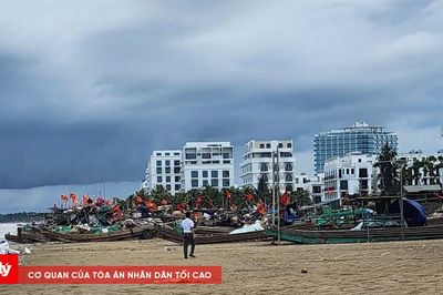 Tháo dỡ các công trình chưa được chấp thuận trên bãi biển Nam Sầm Sơn