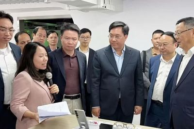 1 giờ cà phê, 24 giờ hồ sơ và những cái bắt tay đưa vốn tỷ USD vào Phú Thọ