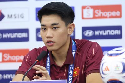 Đình Bắc lên tiếng về sự kết hợp với Xuân Son ở tuyển Việt Nam