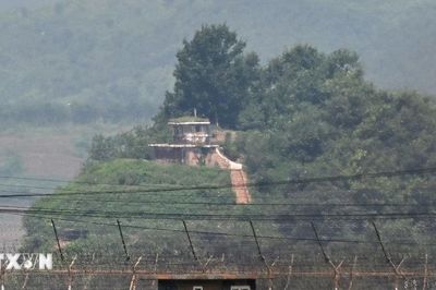 Hàn Quốc sơ tán người dân sau khi phát hiện vật thể bay gần biên giới liên Triều