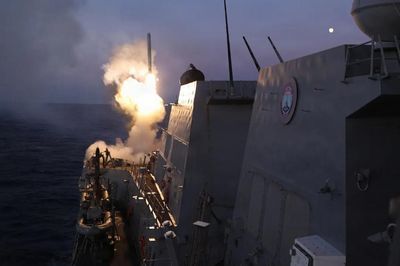 Quân đội Mỹ tái khởi động các cuộc không kích nhằm vào Iran sau cảnh báo của Tổng thống Trump