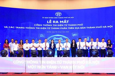 Hà Nội ra mắt nền tảng Cổng Thông tin điện tử thành phố và trang thông tin thành phần