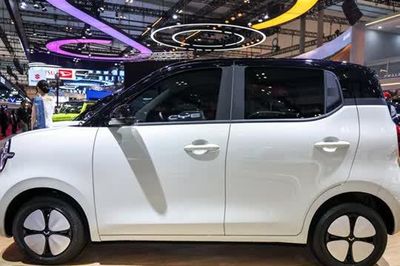 Xe điện mini thiết kế đẹp, giá chưa tới 230 triệu đồng