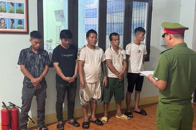 Đà Nẵng: Danh tính 5 đối tượng vừa bị bắt khẩn cấp vì liên quan đến ma túy