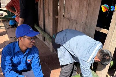 Xung kích hỗ trợ người dân trước mùa mưa bão