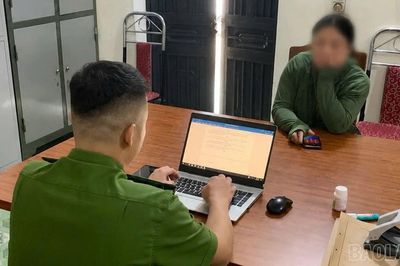 Vứt xác động vật chết ra môi trường, một người dân ở Thác Bà bị phạt 5,5 triệu đồng