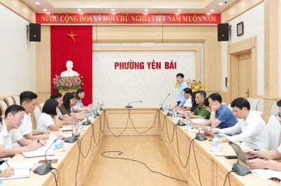 Đoàn khảo sát của Ban Tuyên giáo và Dân vận Trung ương khảo sát tại xã Yên Bình và phường Yên Bái