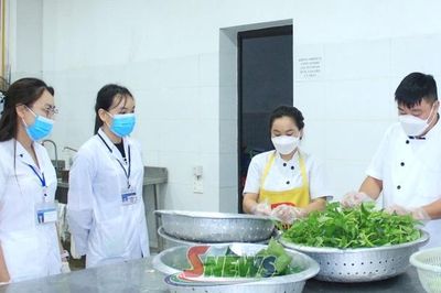 Đảm bảo an toàn thực phẩm mùa hè và mùa mưa bão