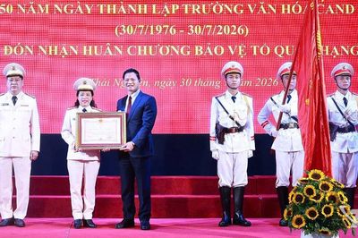 Trường Văn hóa Công an nhân dân I đón nhận Huân chương Bảo vệ Tổ quốc hạng Ba