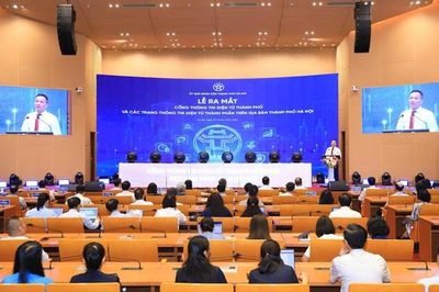 Hà Nội ra mắt nền tảng Cổng Thông tin điện tử thành phố và các trang thông tin thành phần