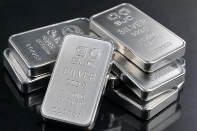 Ngày 30/7: Giá bạc diễn biến tích cực