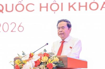 Chủ tịch Quốc hội: Không giám sát những vấn đề mới bằng tư duy cũ