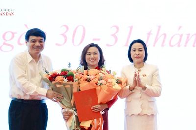 Phó Chủ tịch Quốc hội Nguyễn Thị Thanh dự Phiên họp toàn thể của Ủy ban Văn hóa và Xã hội