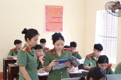 Những học sinh nào sẽ được tuyển chọn vào Trường Văn hóa CAND?