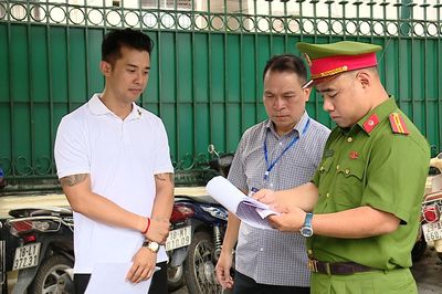 Minh bạch việc trông giữ xe bằng thanh toán không dùng tiền mặt