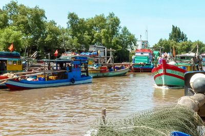 Gỡ 'thẻ vàng' và bài toán sinh kế cho ngư dân