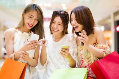 Ví tiền cứ 'bốc hơi' vì mua sắm cảm tính: Hãy thay đổi 5 thói quen này
