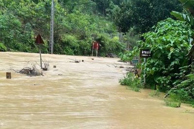 Mưa lũ gây thiệt hại hơn 8,6 tỷ đồng ở Lào Cai, 35 hộ dân phải sơ tán