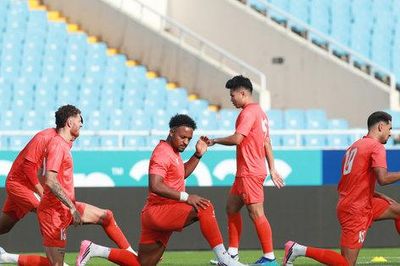 Tuyển Việt Nam làm quen sân Mỹ Đình sau gần 2 năm