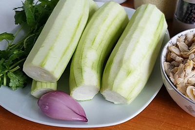 Cực phẩm ngao xào mướp hương ngọt thơm đến miếng cuối cùng của mẹ chồng