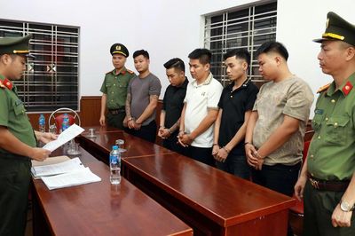 Khởi tố thêm 5 bị can trong đường dây tổ chức cho người nước ngoài ở lại Việt Nam trái phép tại Lào Cai
