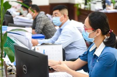 Hoàn thiện chính sách tiền lương bảo đảm thống nhất, công bằng