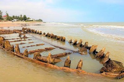 Chuẩn bị khai quật khẩn cấp tàu cổ phát lộ ở biển Hội An