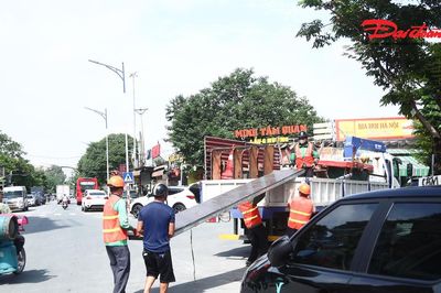 Hà Nội: Kiên quyết xử lý vi phạm trật tự đô thị, trả lại vỉa hè thông thoáng cho người dân