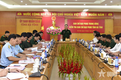 Thượng tướng Phạm Trường Sơn kiểm tra Ban Chỉ đạo Phòng không nhân dân tỉnh Hà Tĩnh