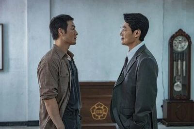 'The Scarecrow' dẫn đầu tại cuộc cạnh tranh gay cấn nhất trong lịch sử 'Blue Dragon Series Awards'