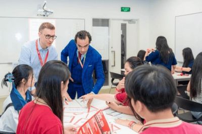 Mô hình đại học quốc tế: 'Vùng đệm' giữ chân nguồn lực tri thức trẻ