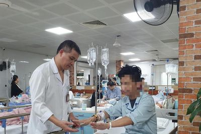 Thuốc lá 'ngốn' hàng nghìn tỷ đồng quỹ BHYT, 'cướp đi' hơn 100.000 sinh mạng ở Việt Nam mỗi năm
