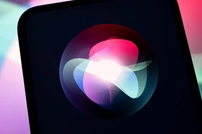Cách thông báo pin yếu trên iPhone bằng Siri đơn giản
