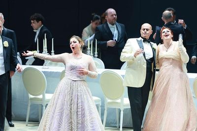 Bước ngoặt lịch sử của opera Việt Nam khi kiệt tác 170 năm ngân vang tại Hà Nội