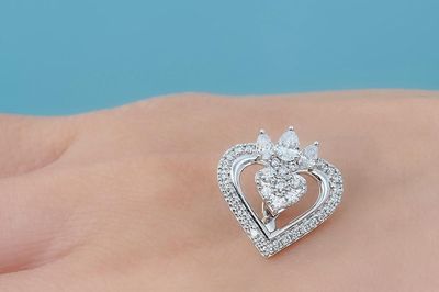 Dự phòng 865 tỷ đồng vì kim cương, PNJ lỗ gần 283 tỷ, cổ phiếu về đáy 6 năm