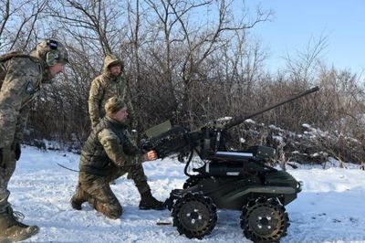 Cựu Bộ trưởng Quốc phòng Ukraine: Chương trình robot chiến đấu sẽ không dừng lại