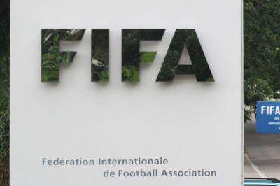 FIFA tuyên bố không từ bỏ kế hoạch bán cổ phần giữa làn sóng phản đối
