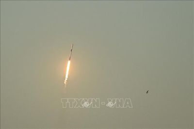 Tên lửa SpaceX lao xuống Mặt Trăng với tốc độ gấp 7 lần âm thanh