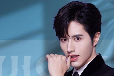 Nam diễn viên là tổng tài màn ảnh nhưng ngoài đời nổi tiếng vì... nghèo
