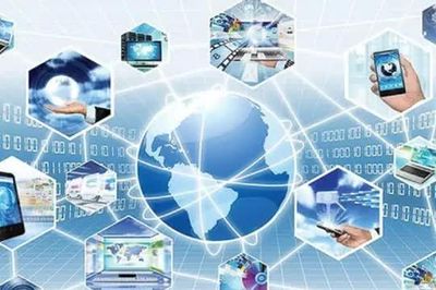 Phát huy vai trò doanh nghiệp lớn trong phát triển không gian số