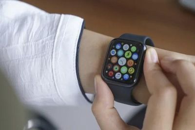Tuổi thọ thực tế của Apple Watch và mẹo dùng pin lâu chai hơn