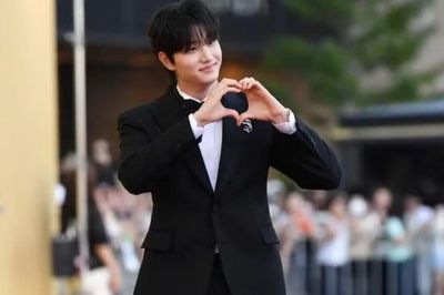 Kim Jae won vượt loạt đối thủ, giành cúp Nam diễn viên mới xuất sắc nhất Rồng Xanh 2026