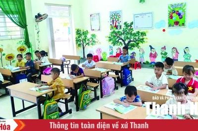 'Kết nối tri thức' đến với học sinh vùng khó