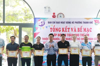 30 học sinh phường Thanh Khê hoàn thành chương trình học bơi miễn phí