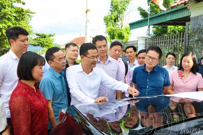 Tập đoàn VSIP Việt Nam khảo sát, nghiên cứu một số vị trí dự kiến đầu tư tại xã Thanh An