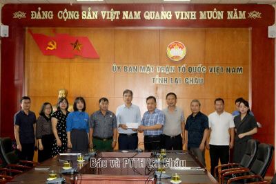 Ban Quản lý dự án 2 hỗ trợ hơn 100 triệu đồng giúp nhân dân Lai Châu khắc phục hậu quả thiên tai